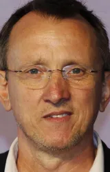 Стив Бэррон