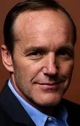 Кларк Грегг