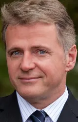 Эйдан Куинн