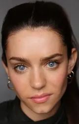 Холли Кэттл